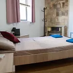 Golden - 4br Stylish For Group Tal-Hriereb