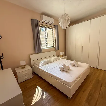 Apartment Golden - 4br Stylish For Group Tal-Hriereb