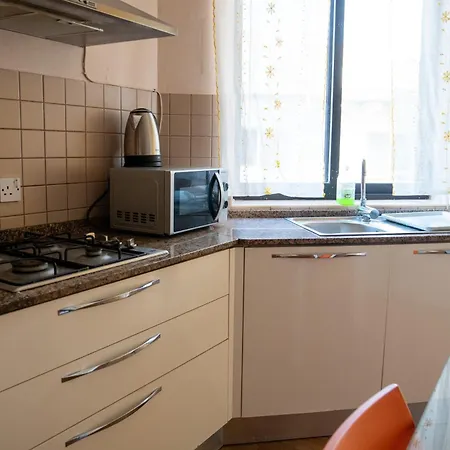 Apartment Golden - 4br Stylish For Group Tal-Hriereb
