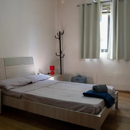 Golden - 4br Stylish For Group Apartament