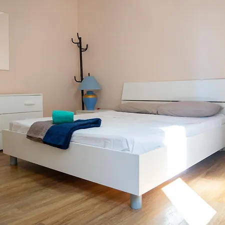 Apartament Golden - 4br Stylish For Group