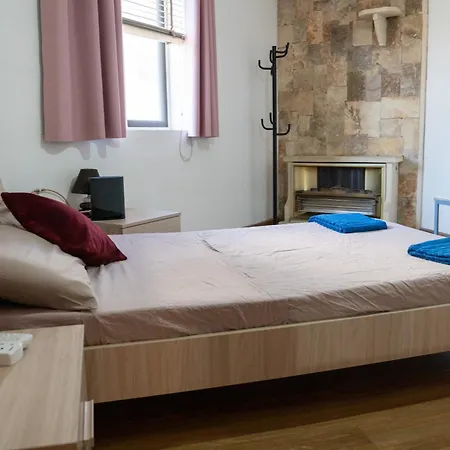 Golden - 4br Stylish For Group Tal-Hriereb