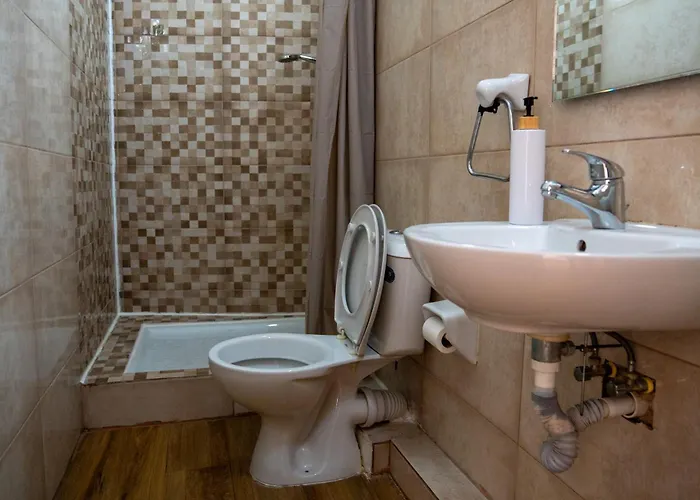 Golden - 4br Stylish For Group Tal-Hriereb