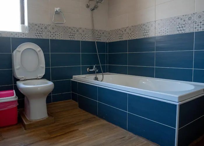 Golden - 4br Stylish For Group * Tal-Hriereb