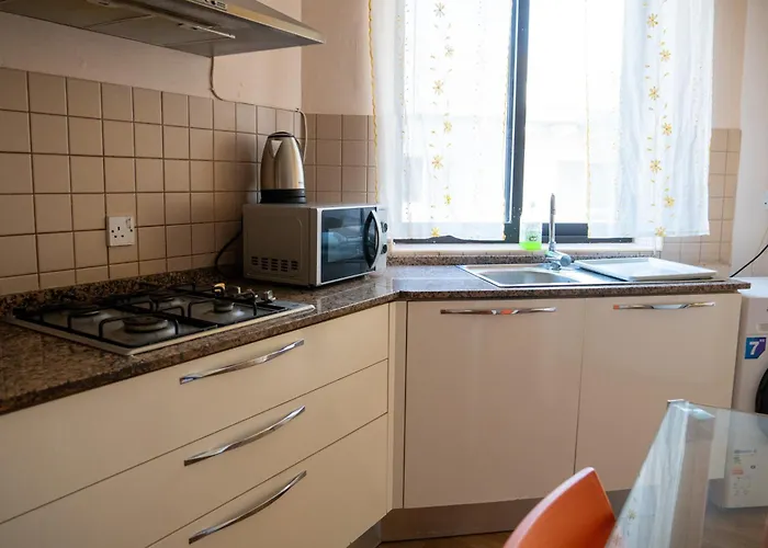 Apartment Golden - 4br Stylish For Group Tal-Hriereb