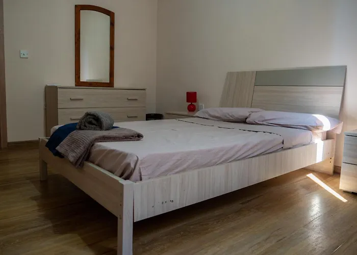 Apartment Golden - 4br Stylish For Group Tal-Hriereb