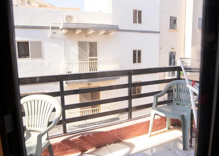 Apartment Golden - 4br Stylish For Group Tal-Hriereb